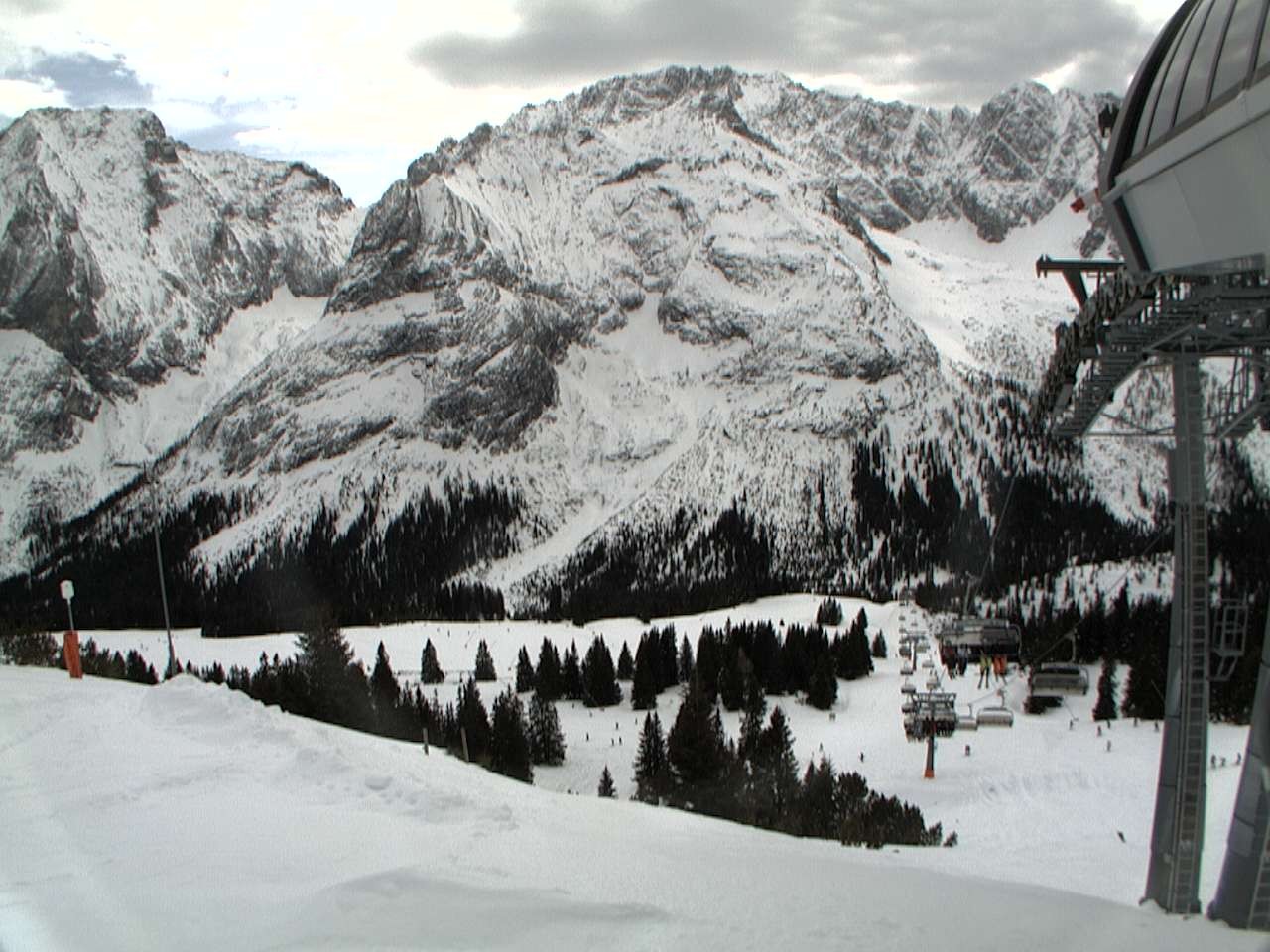 Archiv Foto Webcam Bergstation Sesselbahn Gaistal, Ehrwalder Alm