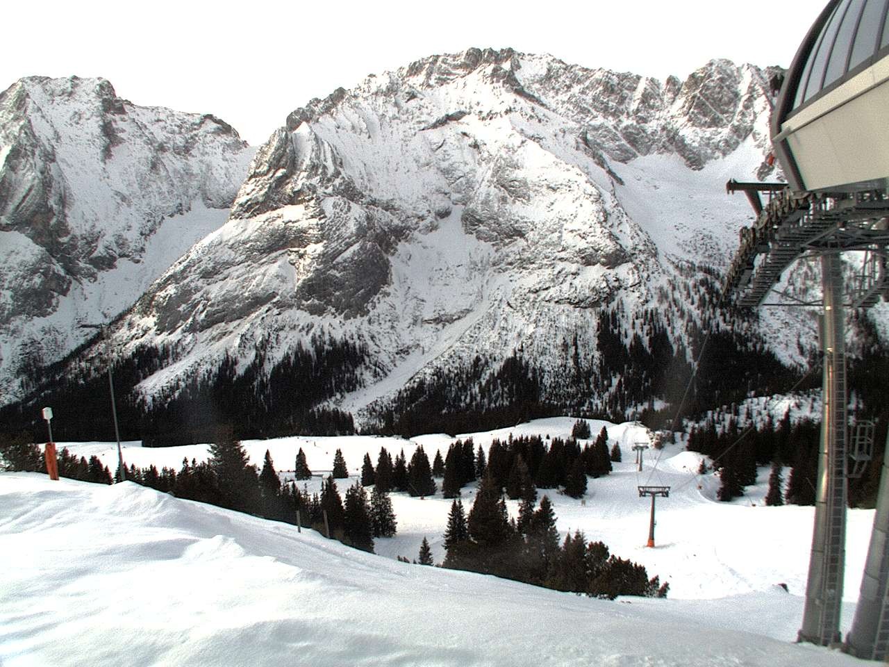 Archiv Foto Webcam Bergstation Sesselbahn Gaistal, Ehrwalder Alm