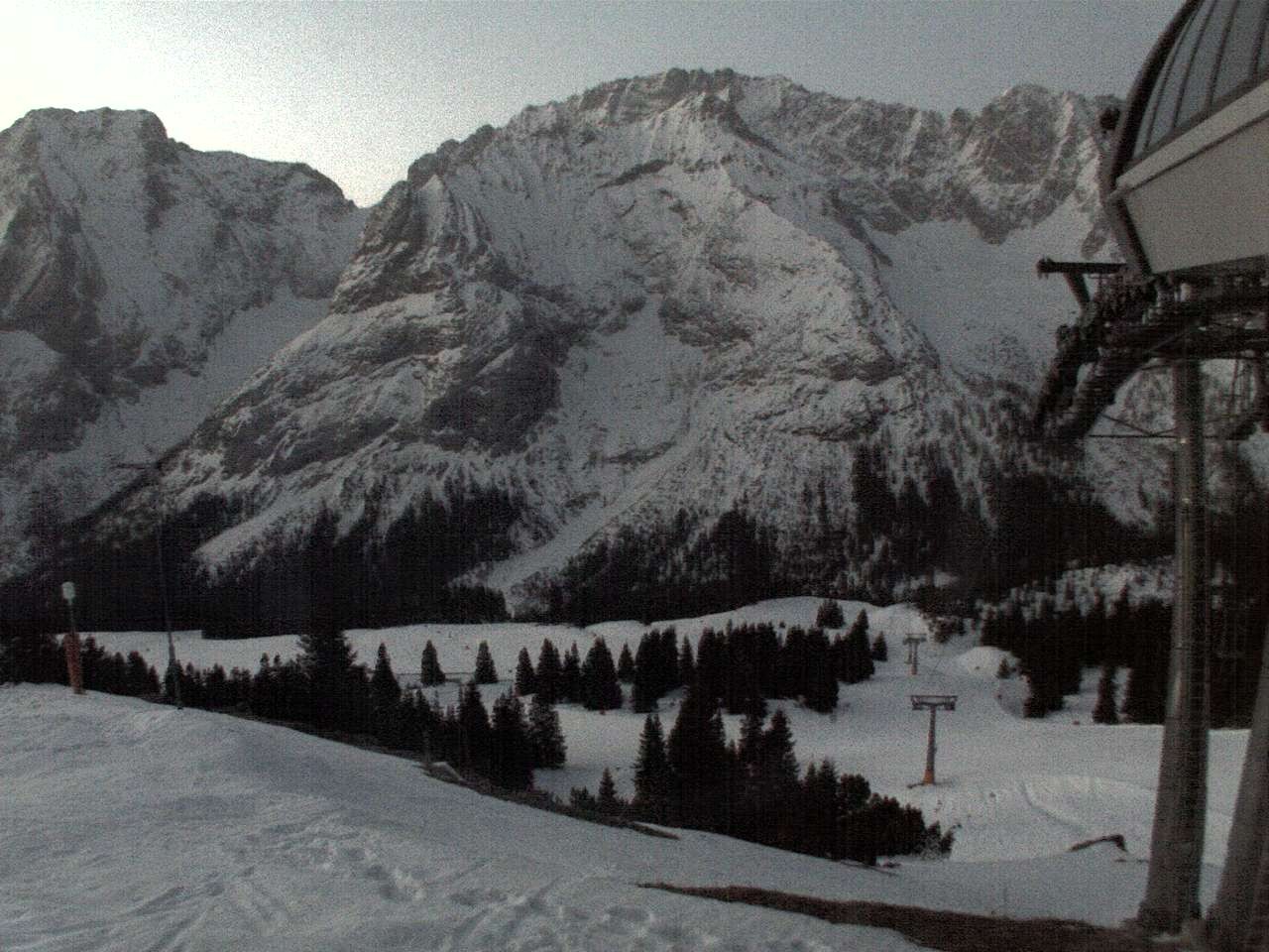 Archiv Foto Webcam Bergstation Sesselbahn Gaistal, Ehrwalder Alm