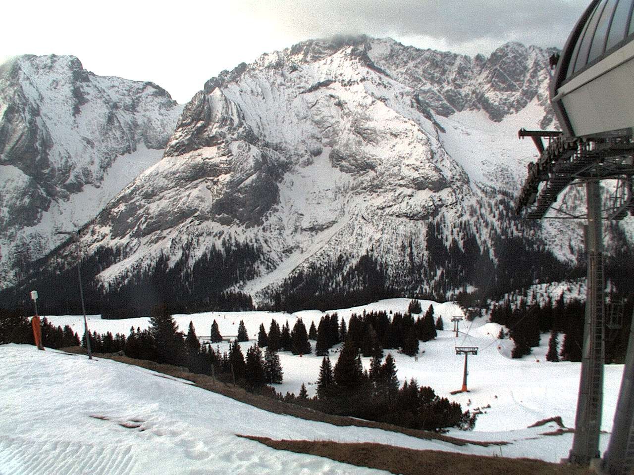Archiv Foto Webcam Bergstation Sesselbahn Gaistal, Ehrwalder Alm