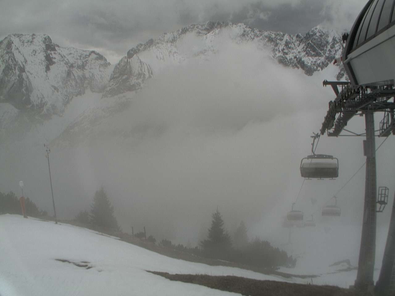 Archiv Foto Webcam Bergstation Sesselbahn Gaistal, Ehrwalder Alm