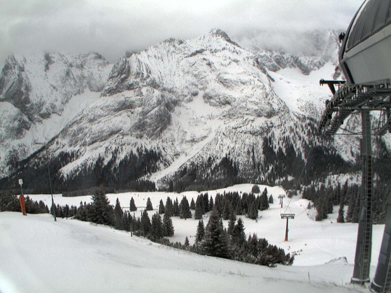 Archiv Foto Webcam Bergstation Sesselbahn Gaistal, Ehrwalder Alm