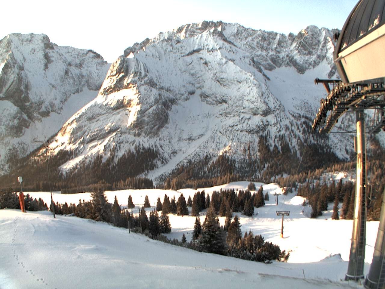 Archiv Foto Webcam Bergstation Sesselbahn Gaistal, Ehrwalder Alm
