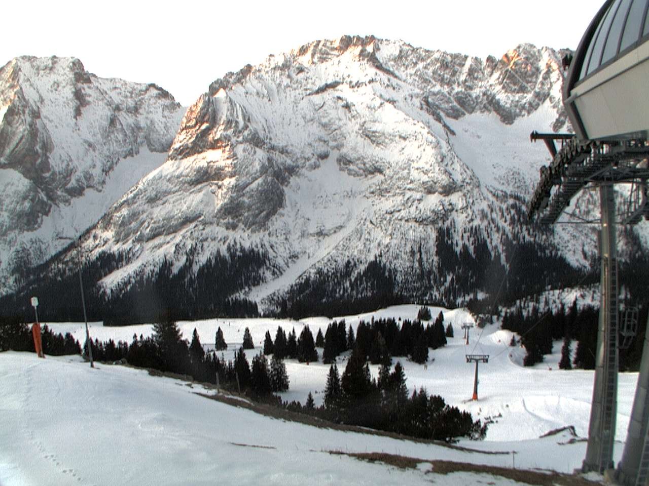 Archiv Foto Webcam Bergstation Sesselbahn Gaistal, Ehrwalder Alm