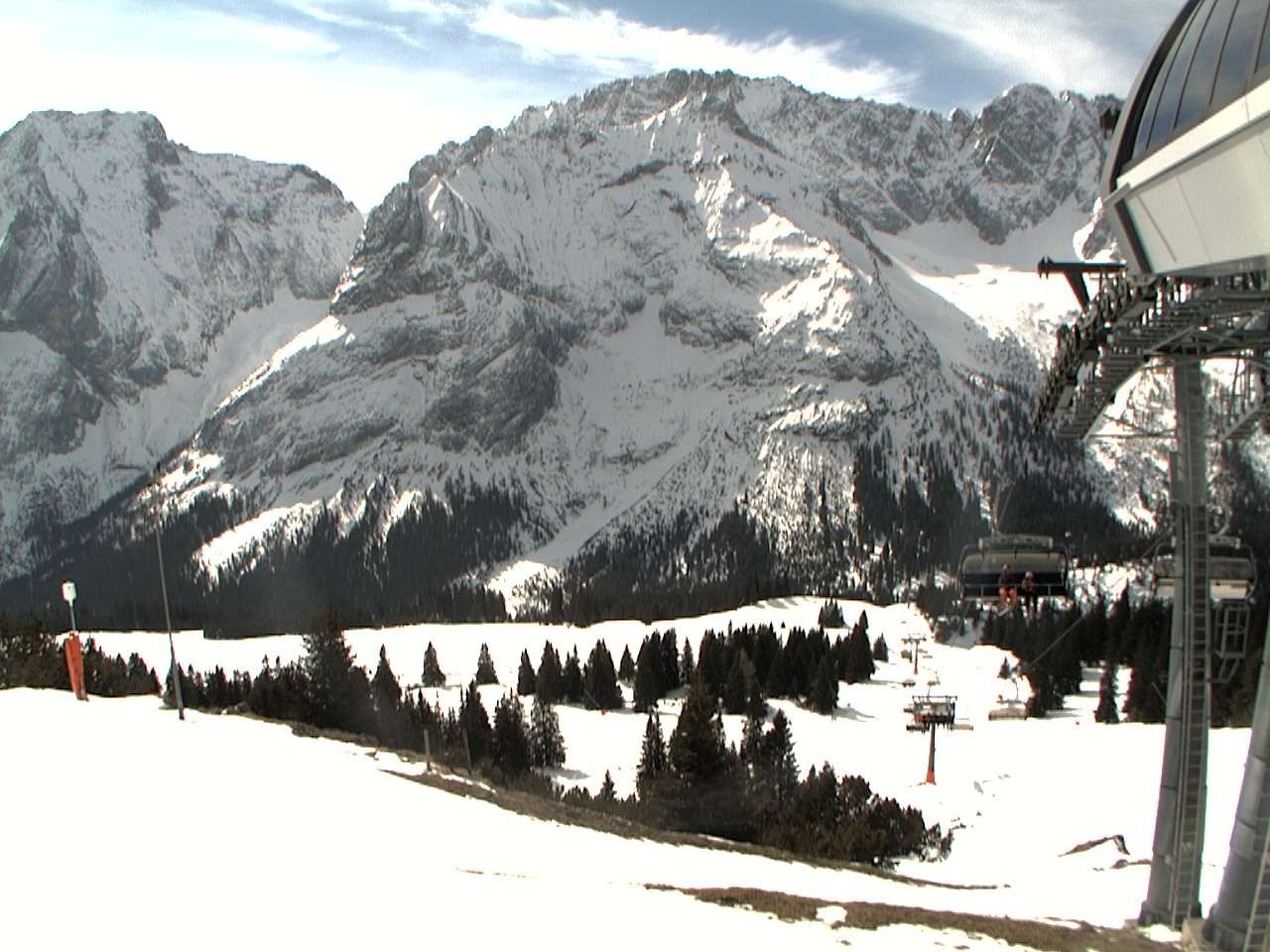 Archiv Foto Webcam Bergstation Sesselbahn Gaistal, Ehrwalder Alm