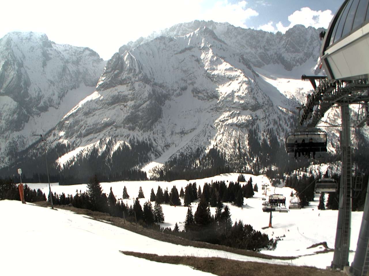 Archiv Foto Webcam Bergstation Sesselbahn Gaistal, Ehrwalder Alm