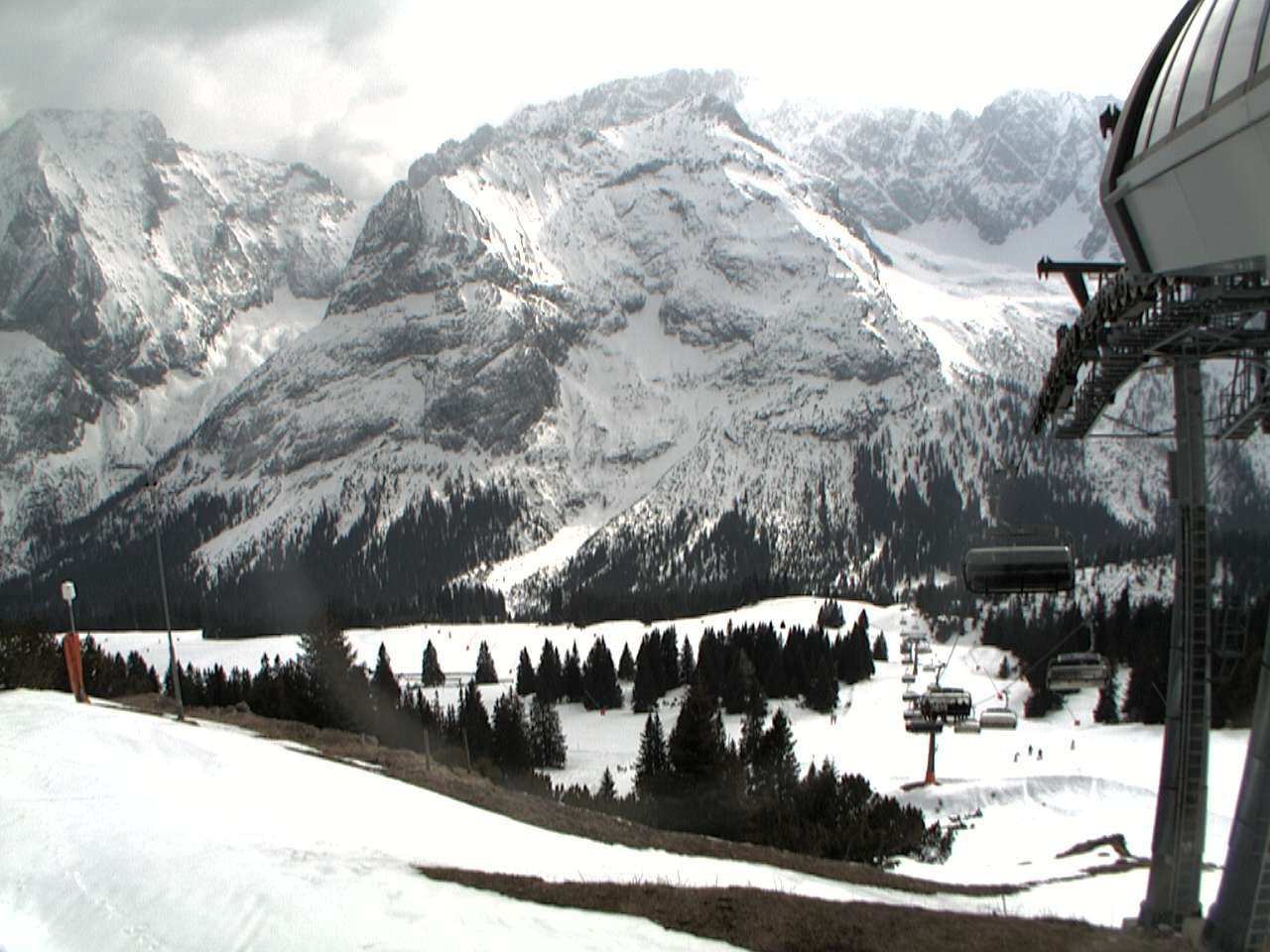 Archiv Foto Webcam Bergstation Sesselbahn Gaistal, Ehrwalder Alm