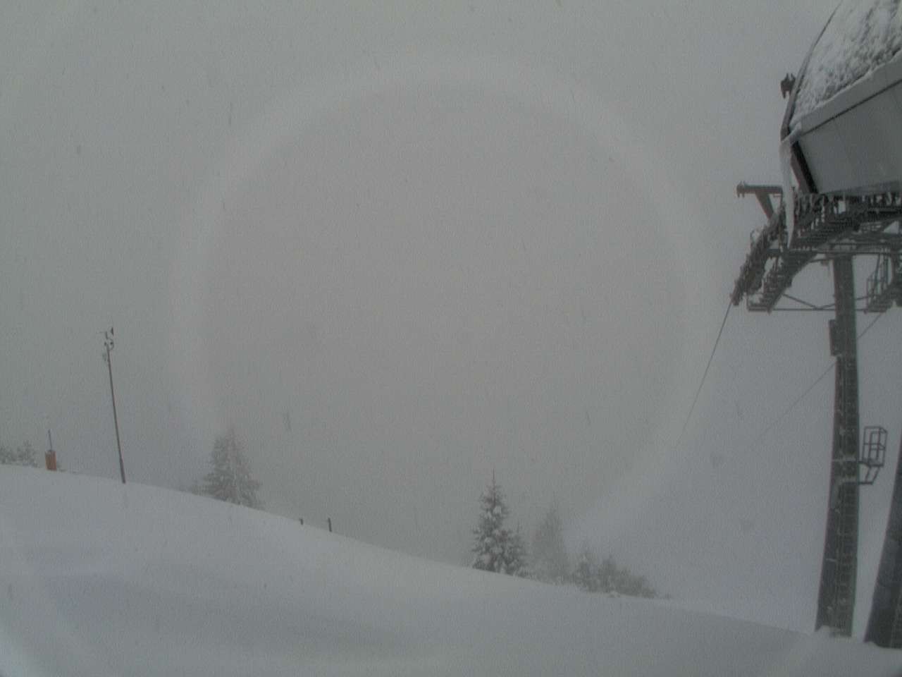 Archived image Webcam mountain station chairlift "Gaistal", "Ehrwalder Alm"