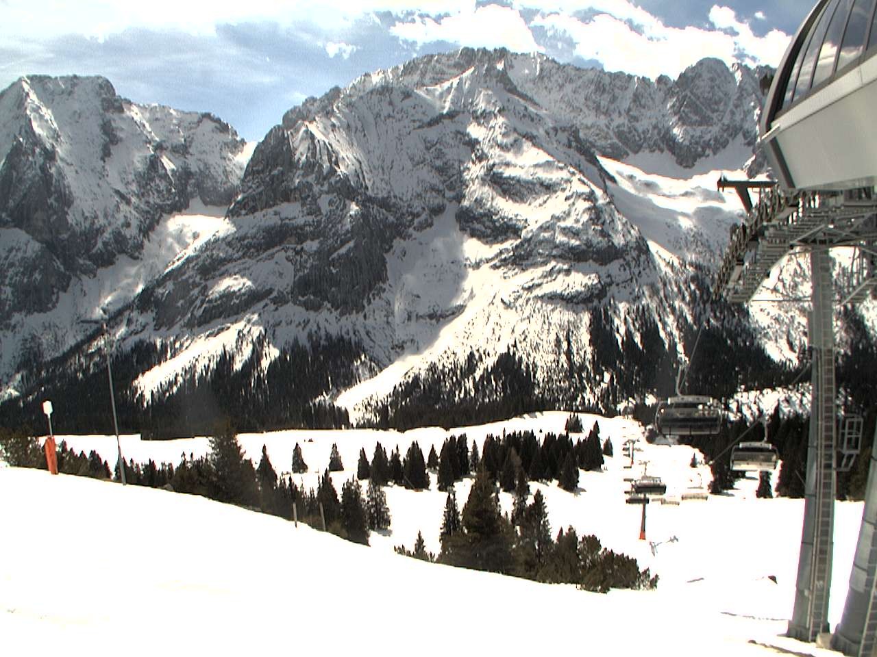 Archiv Foto Webcam Bergstation Sesselbahn Gaistal, Ehrwalder Alm