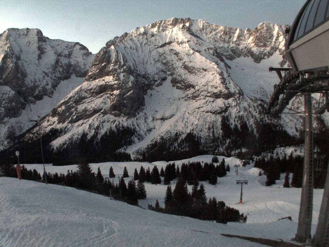 Archiv Foto Webcam Bergstation Sesselbahn Gaistal, Ehrwalder Alm