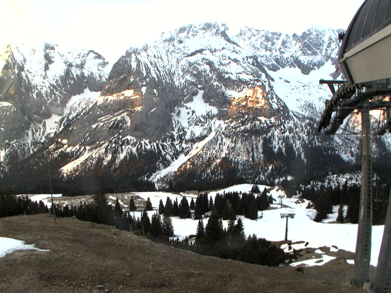 Archiv Foto Webcam Bergstation Sesselbahn Gaistal, Ehrwalder Alm