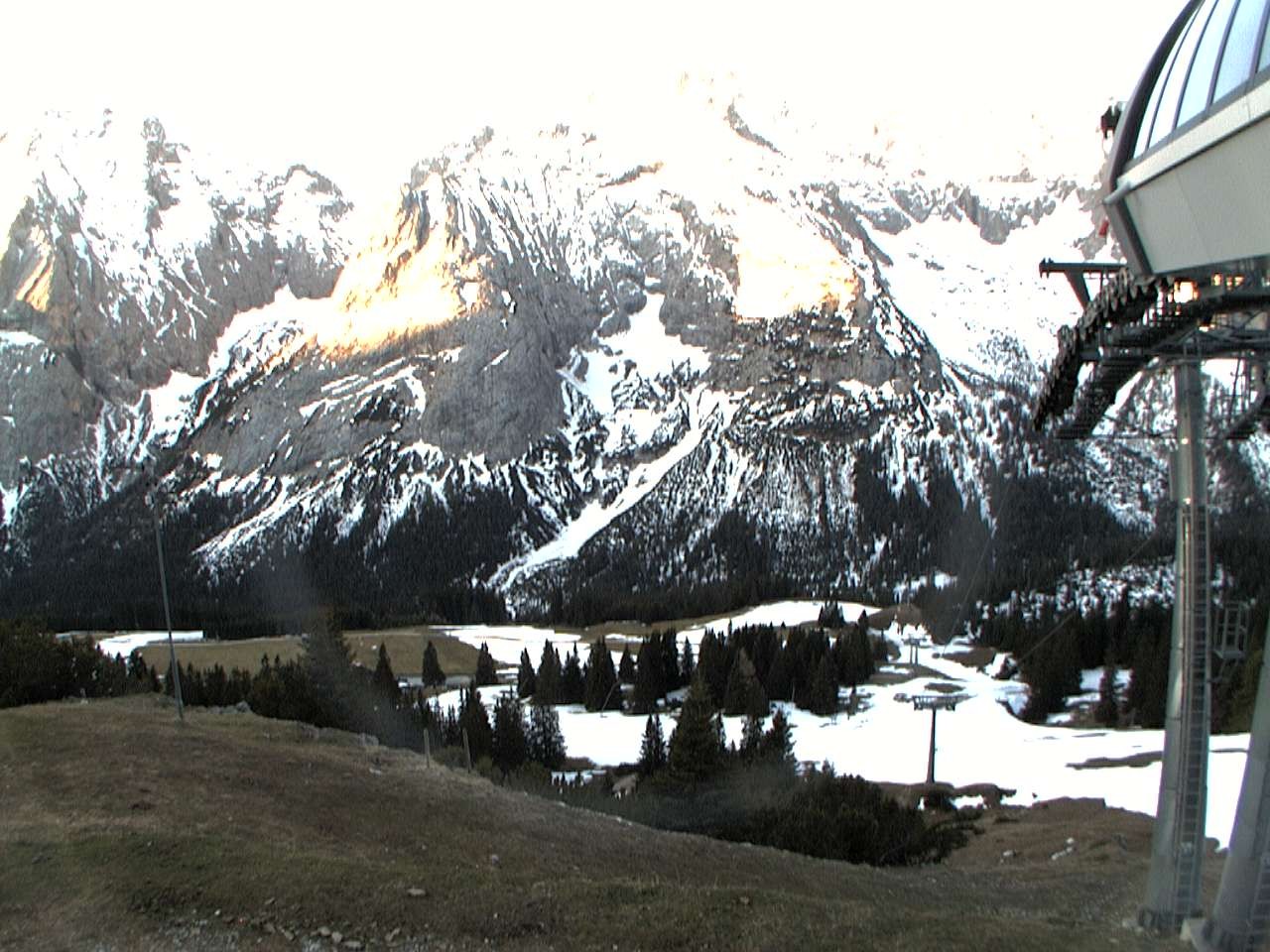 Archiv Foto Webcam Bergstation Sesselbahn Gaistal, Ehrwalder Alm