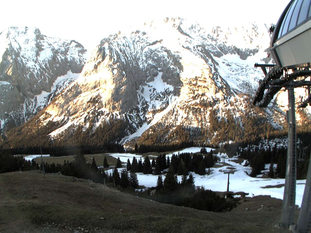 Archiv Foto Webcam Bergstation Sesselbahn Gaistal, Ehrwalder Alm