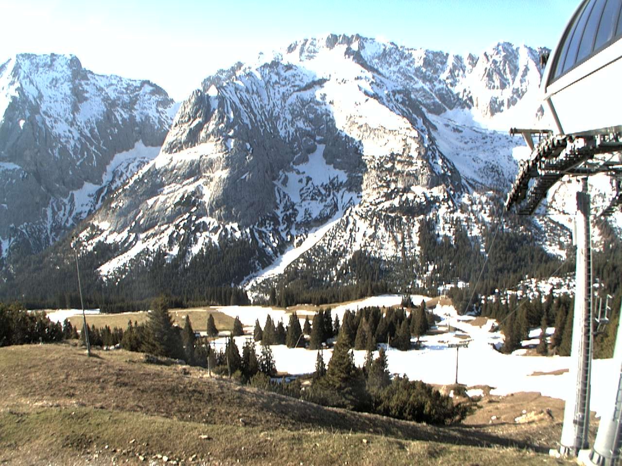 Archiv Foto Webcam Bergstation Sesselbahn Gaistal, Ehrwalder Alm