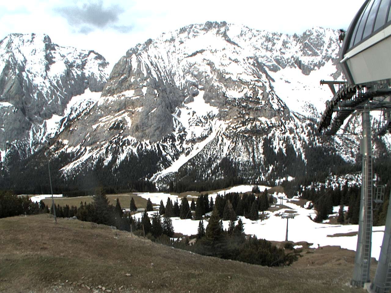 Archiv Foto Webcam Bergstation Sesselbahn Gaistal, Ehrwalder Alm