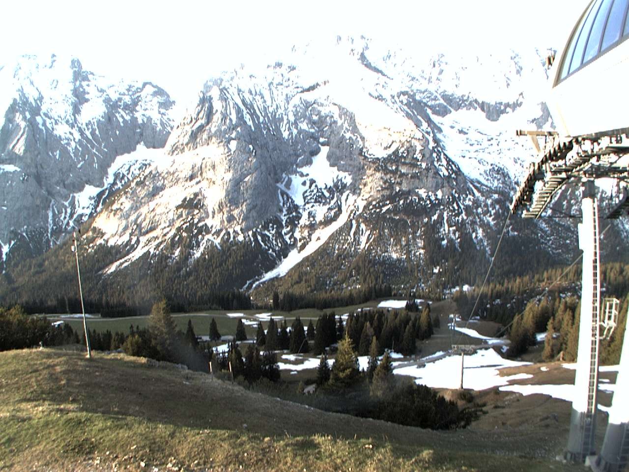 Archiv Foto Webcam Bergstation Sesselbahn Gaistal, Ehrwalder Alm