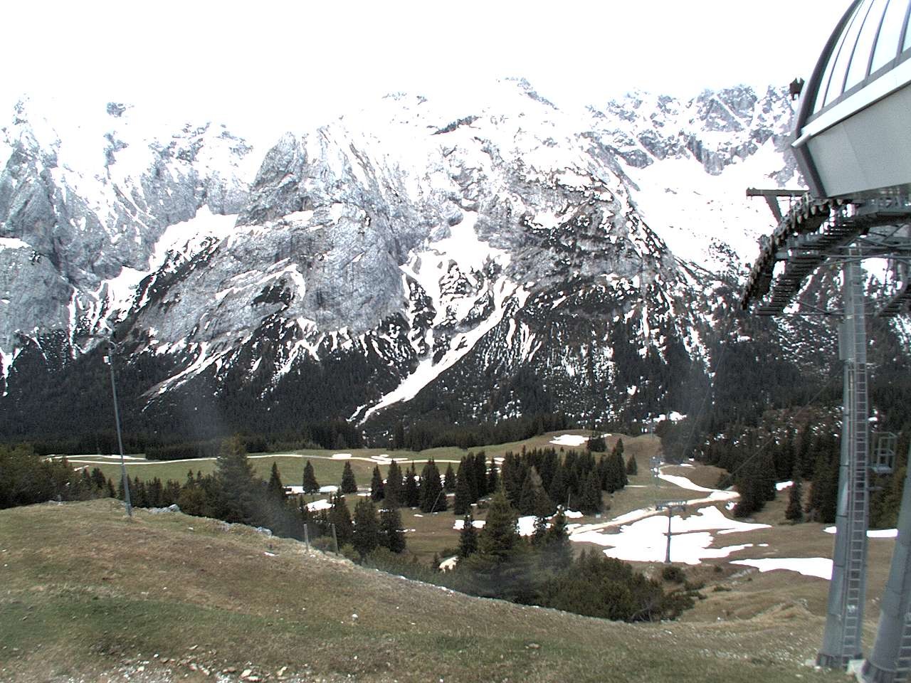 Archiv Foto Webcam Bergstation Sesselbahn Gaistal, Ehrwalder Alm