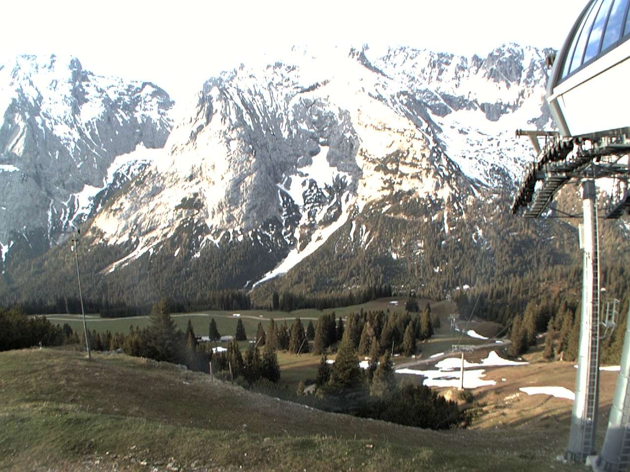 Archiv Foto Webcam Bergstation Sesselbahn Gaistal, Ehrwalder Alm