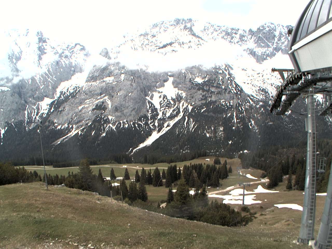 Archiv Foto Webcam Bergstation Sesselbahn Gaistal, Ehrwalder Alm