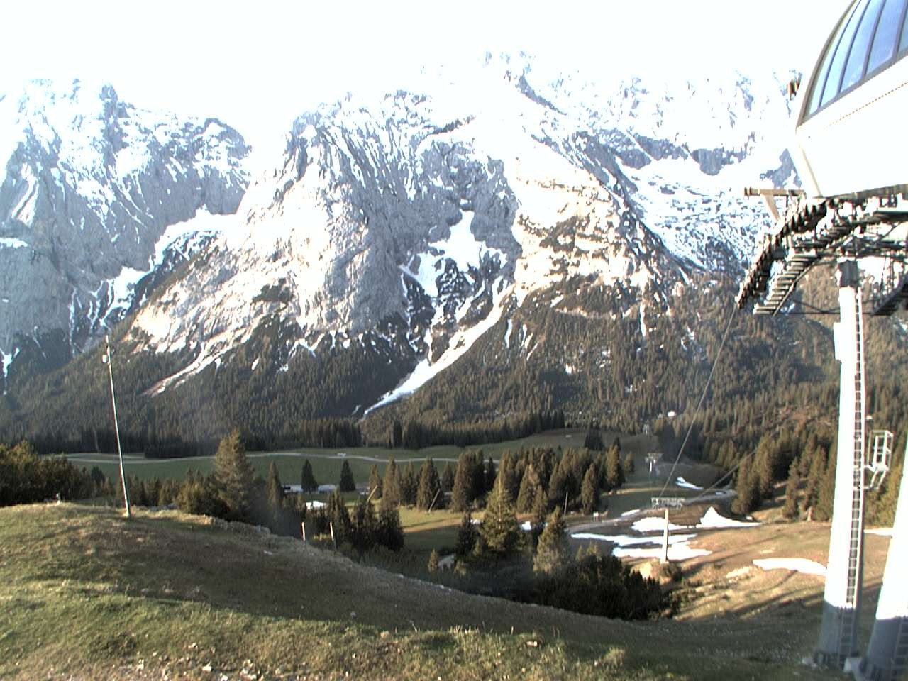 Archiv Foto Webcam Bergstation Sesselbahn Gaistal, Ehrwalder Alm