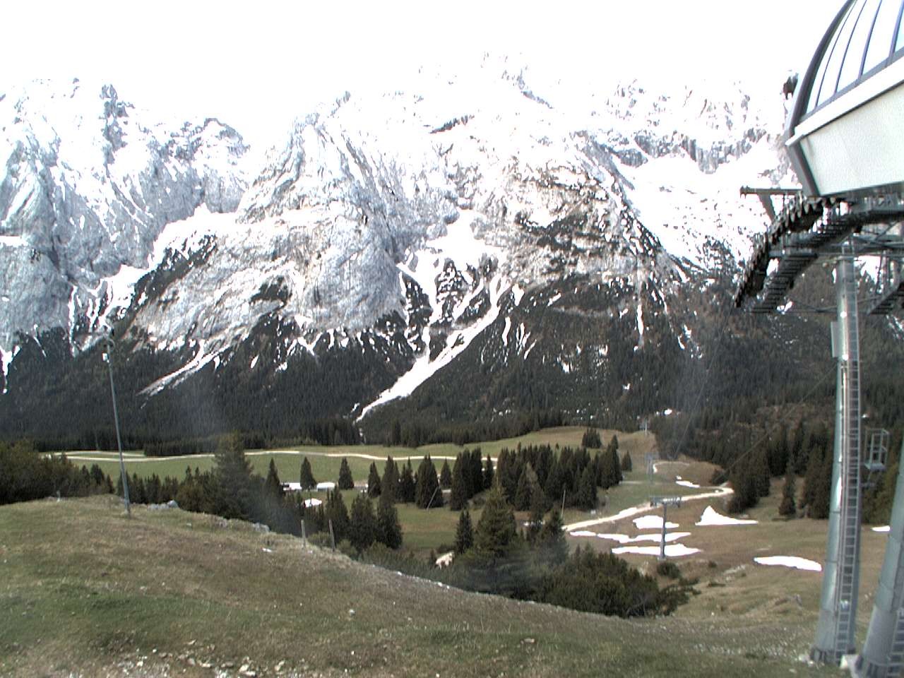 Archiv Foto Webcam Bergstation Sesselbahn Gaistal, Ehrwalder Alm