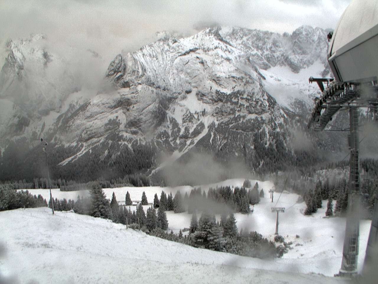 Archiv Foto Webcam Bergstation Sesselbahn Gaistal, Ehrwalder Alm