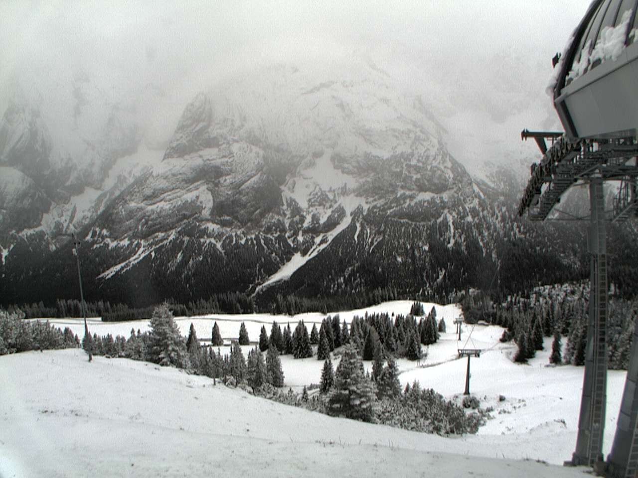 Archiv Foto Webcam Bergstation Sesselbahn Gaistal, Ehrwalder Alm