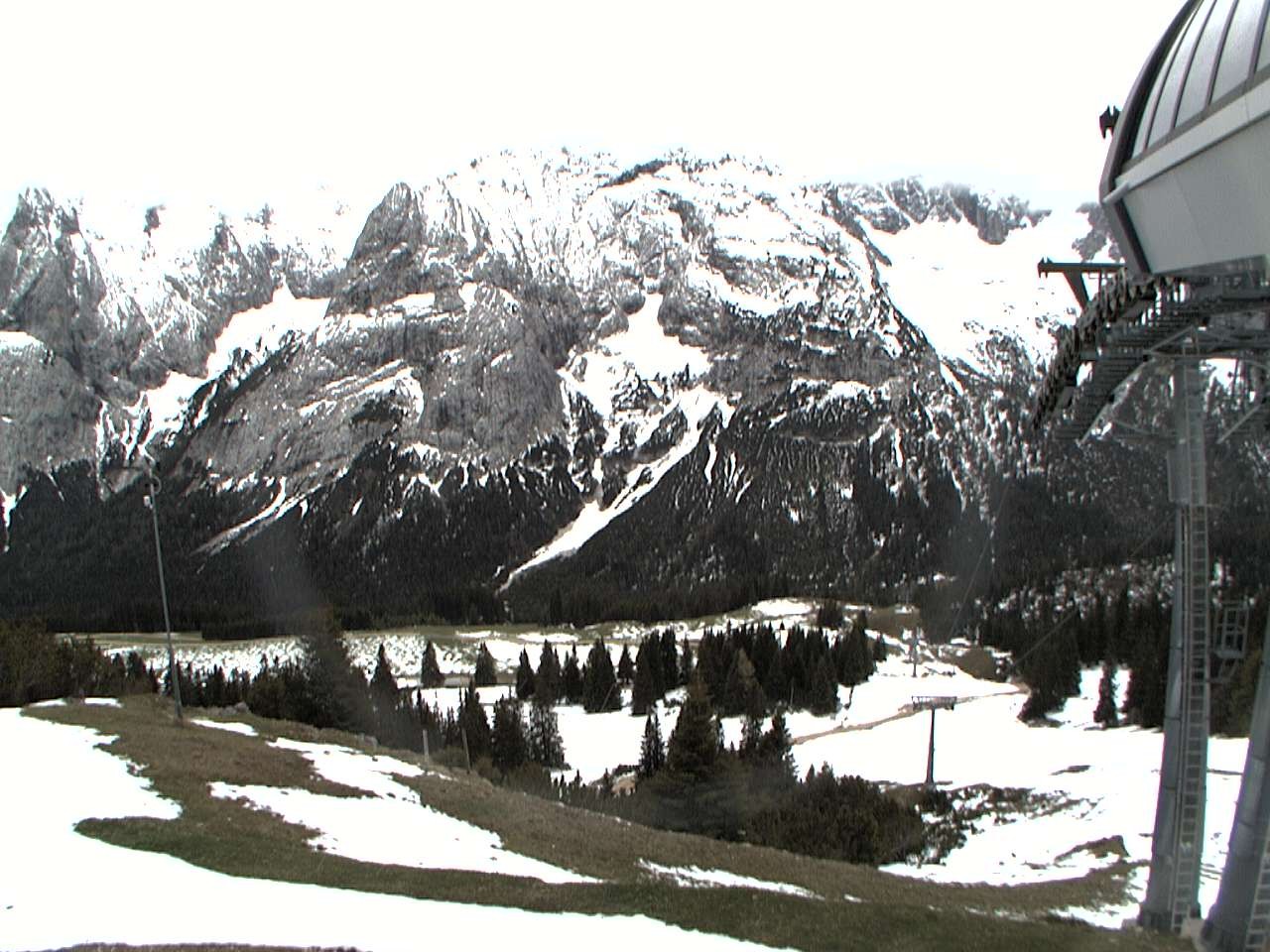 Archiv Foto Webcam Bergstation Sesselbahn Gaistal, Ehrwalder Alm