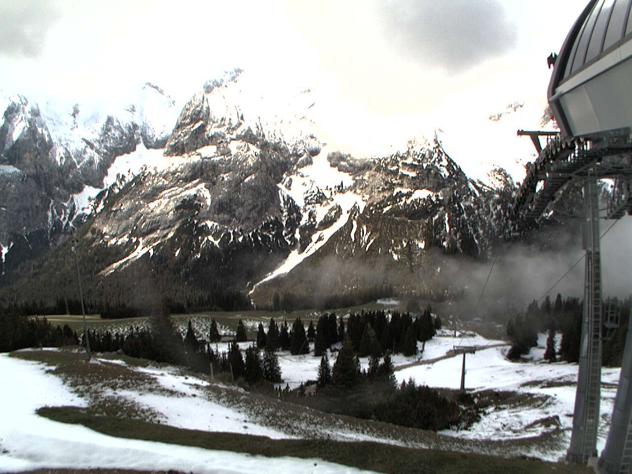 Archiv Foto Webcam Bergstation Sesselbahn Gaistal, Ehrwalder Alm