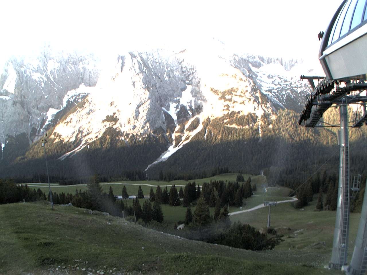 Archiv Foto Webcam Bergstation Sesselbahn Gaistal, Ehrwalder Alm