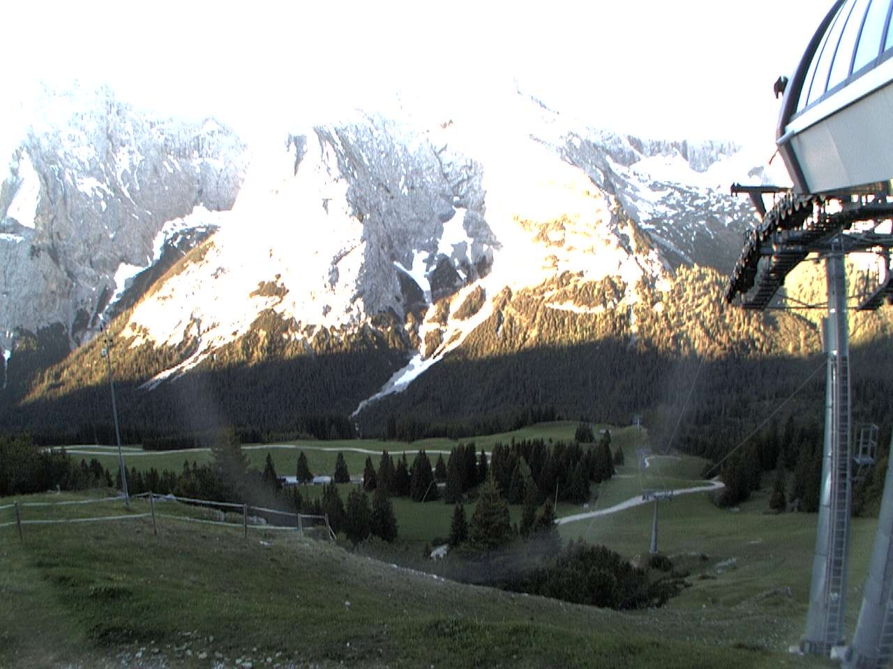 Archiv Foto Webcam Bergstation Sesselbahn Gaistal, Ehrwalder Alm