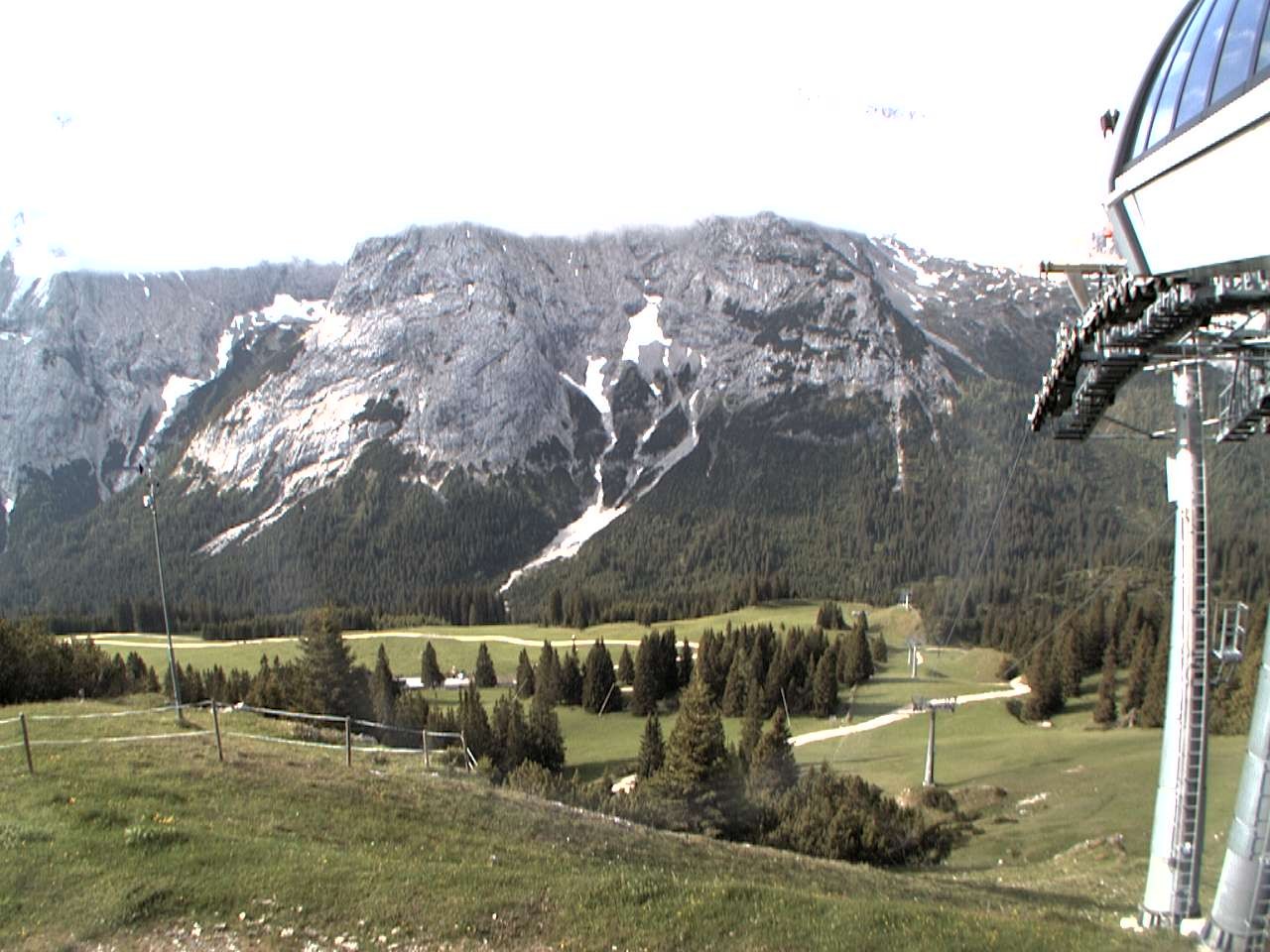 Archiv Foto Webcam Bergstation Sesselbahn Gaistal, Ehrwalder Alm