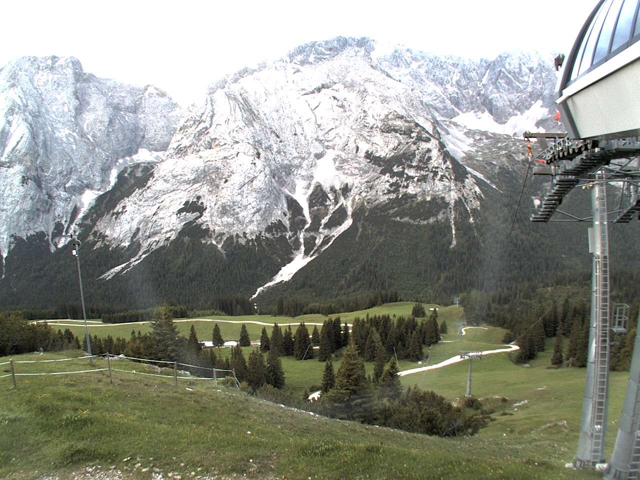 Archiv Foto Webcam Bergstation Sesselbahn Gaistal, Ehrwalder Alm
