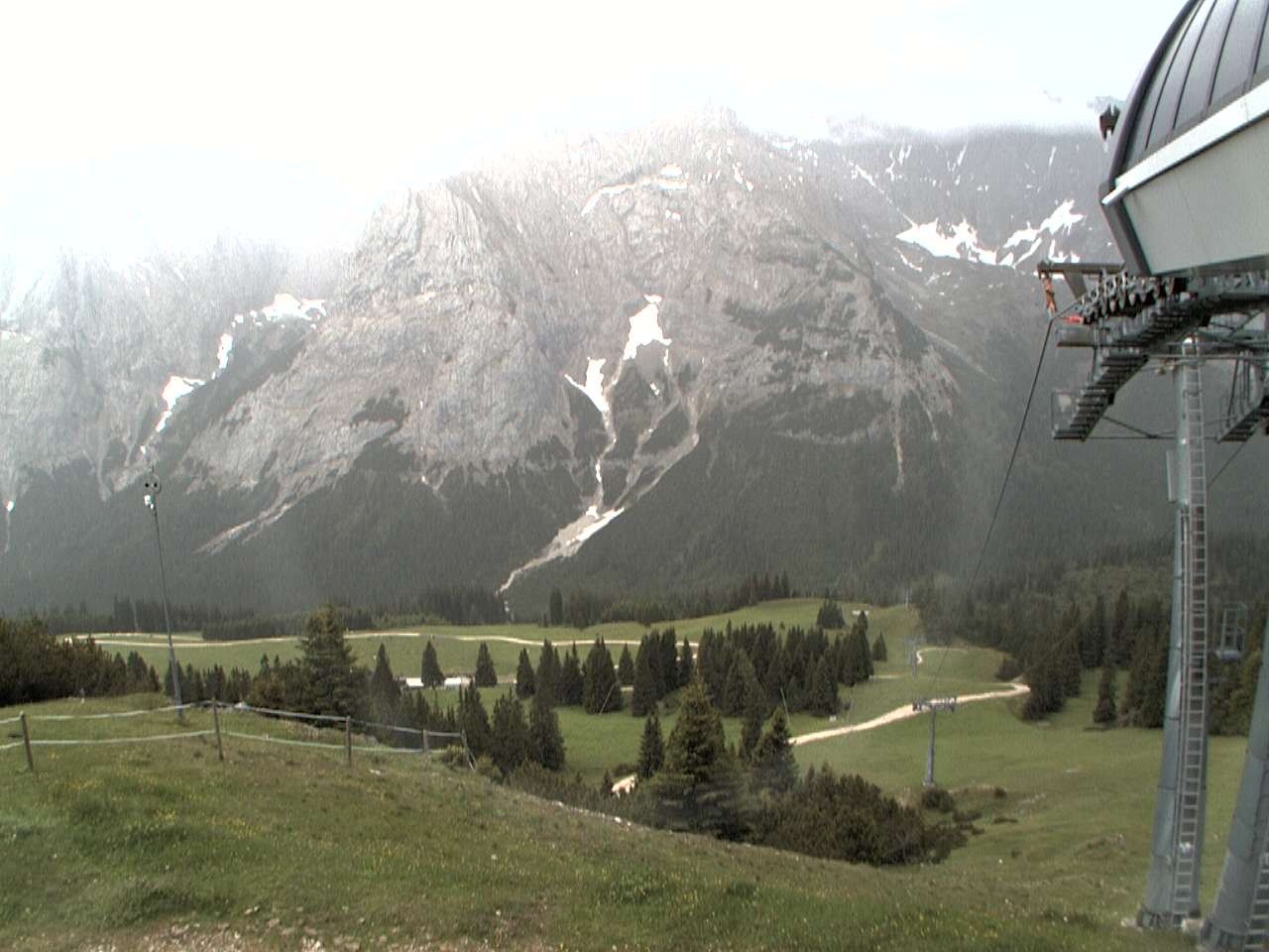 Archiv Foto Webcam Bergstation Sesselbahn Gaistal, Ehrwalder Alm