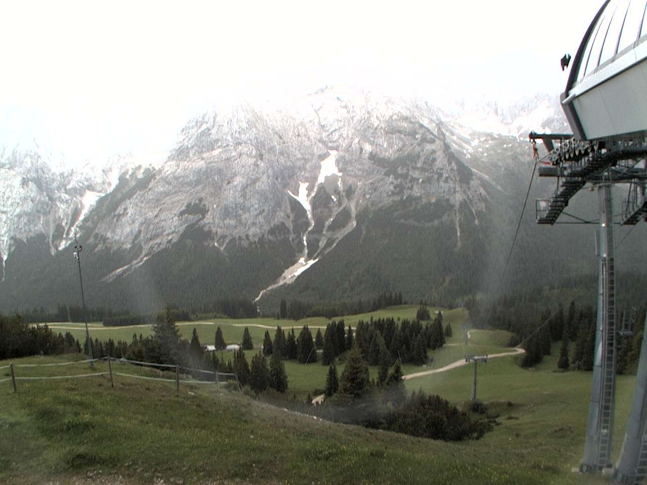 Archiv Foto Webcam Bergstation Sesselbahn Gaistal, Ehrwalder Alm