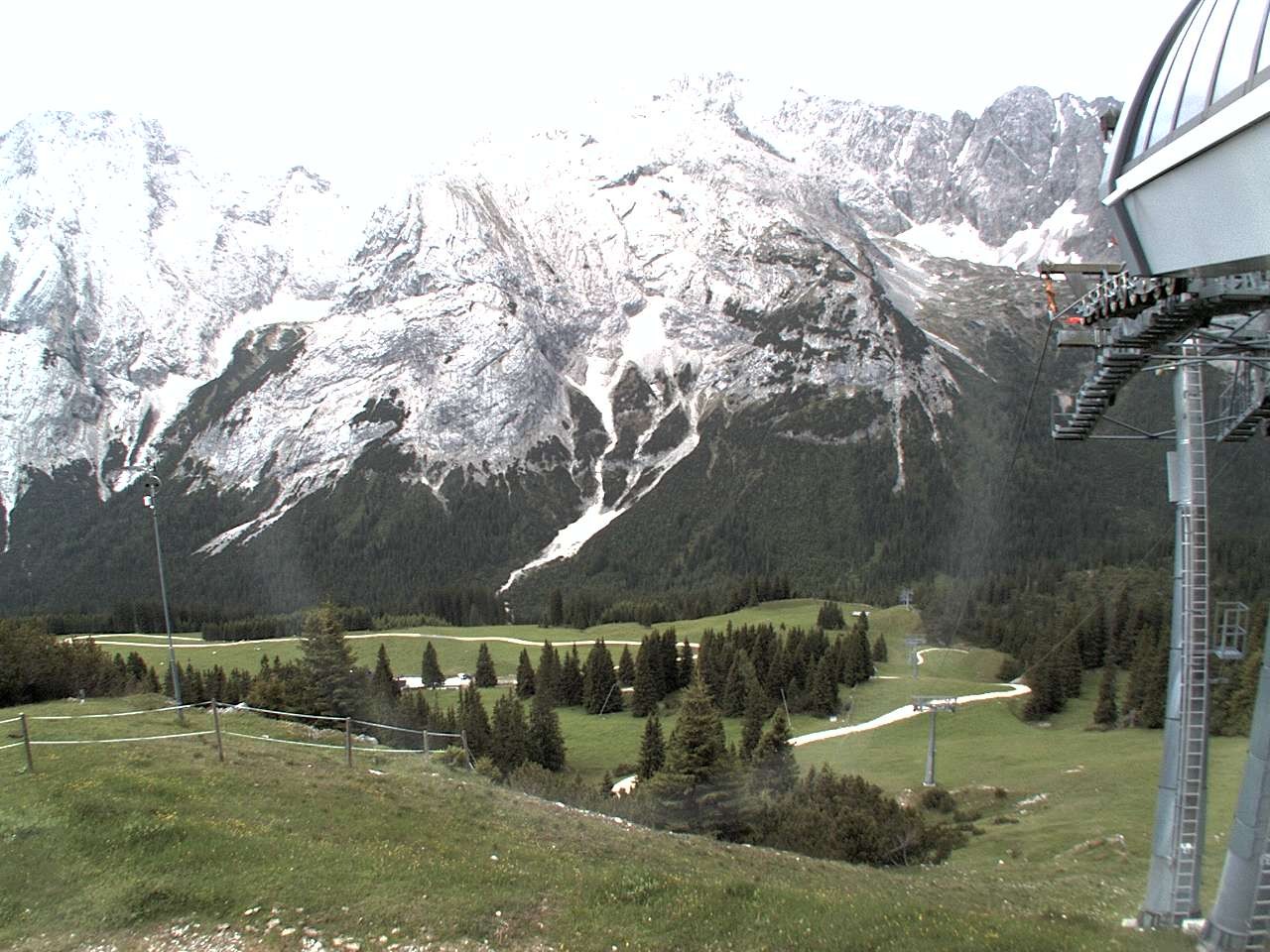 Archiv Foto Webcam Bergstation Sesselbahn Gaistal, Ehrwalder Alm