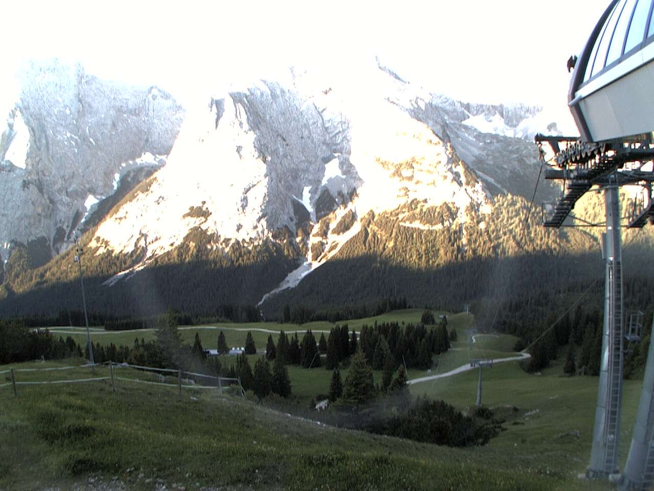 Archiv Foto Webcam Bergstation Sesselbahn Gaistal, Ehrwalder Alm