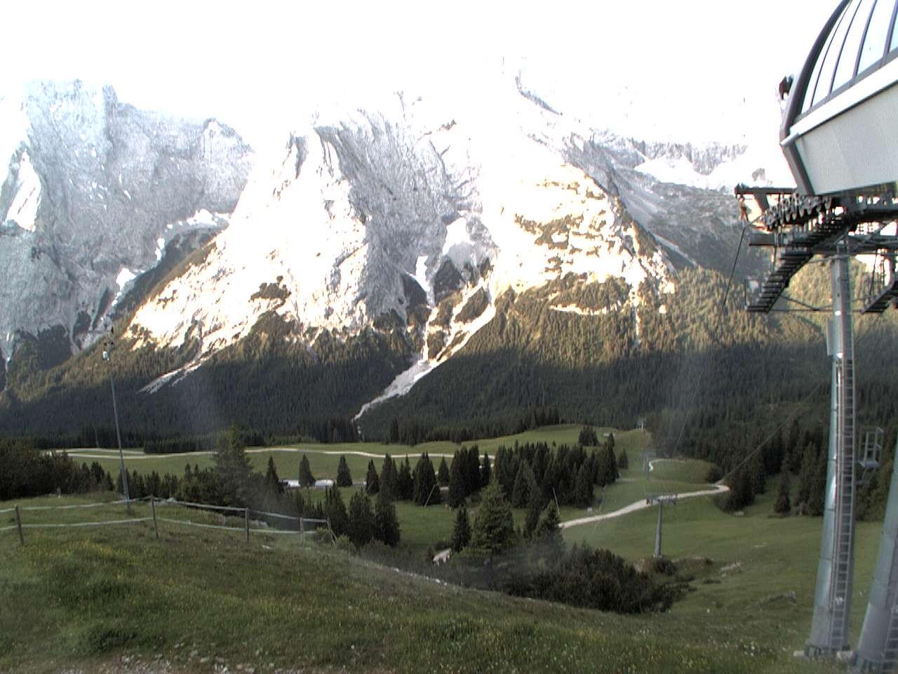 Archiv Foto Webcam Bergstation Sesselbahn Gaistal, Ehrwalder Alm