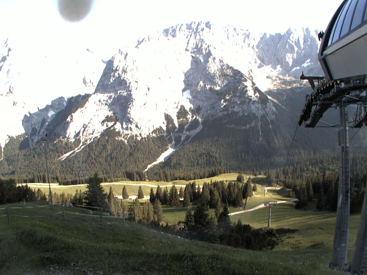 Archiv Foto Webcam Bergstation Sesselbahn Gaistal, Ehrwalder Alm