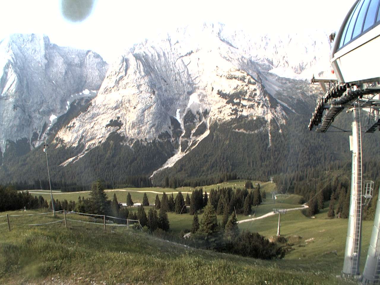 Archiv Foto Webcam Bergstation Sesselbahn Gaistal, Ehrwalder Alm