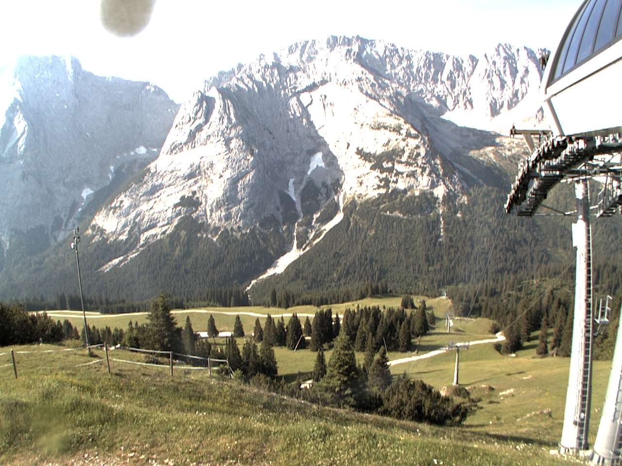 Archiv Foto Webcam Bergstation Sesselbahn Gaistal, Ehrwalder Alm