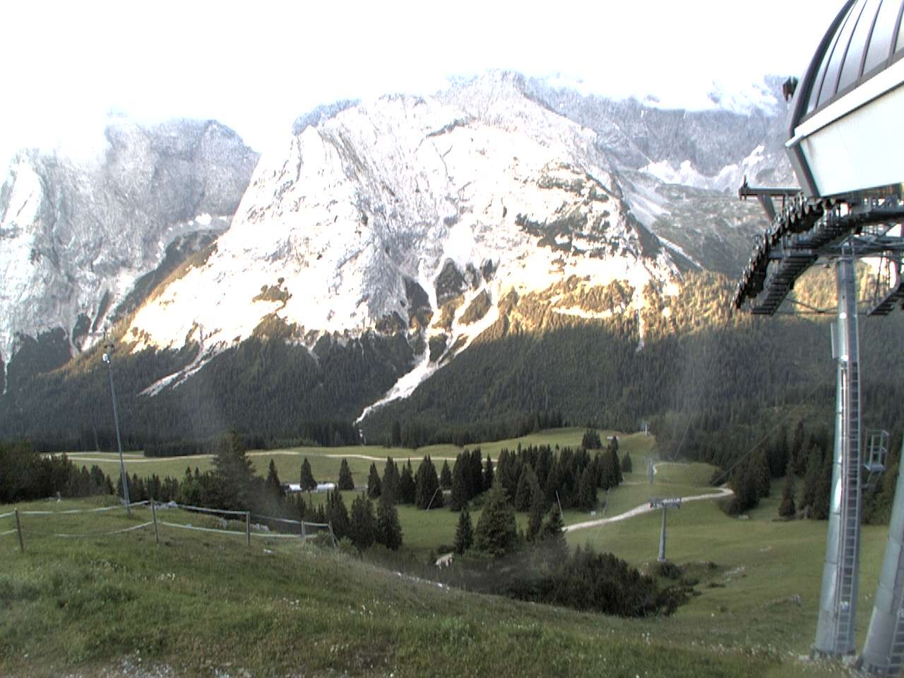 Archiv Foto Webcam Bergstation Sesselbahn Gaistal, Ehrwalder Alm