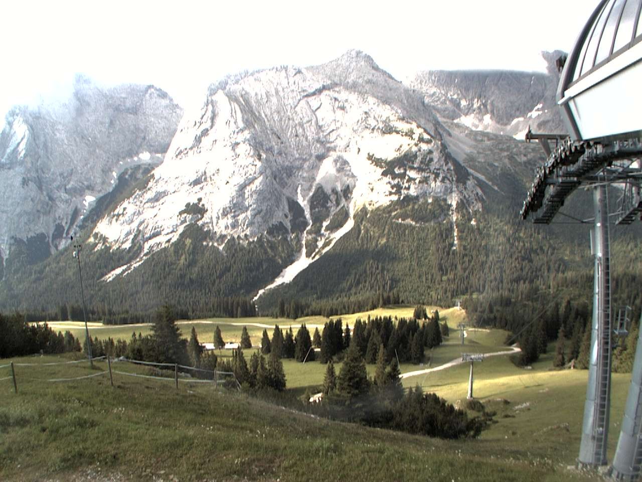 Archiv Foto Webcam Bergstation Sesselbahn Gaistal, Ehrwalder Alm