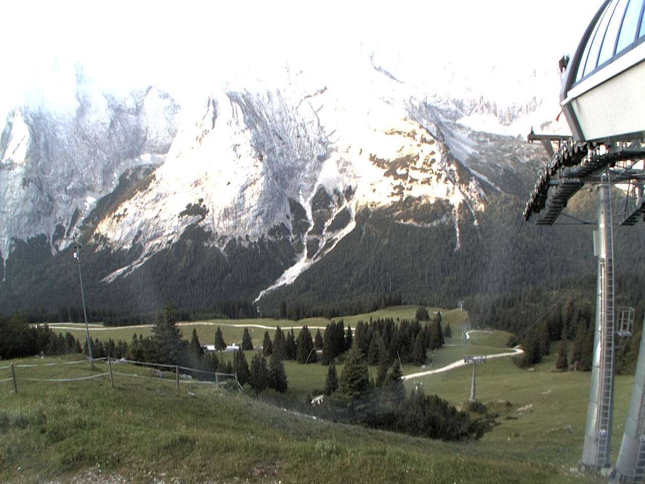 Archiv Foto Webcam Bergstation Sesselbahn Gaistal, Ehrwalder Alm
