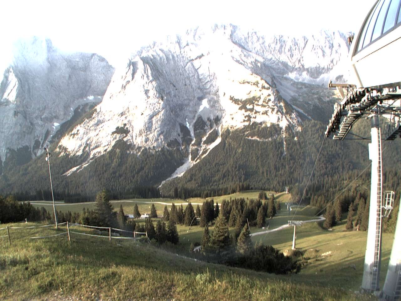 Archiv Foto Webcam Bergstation Sesselbahn Gaistal, Ehrwalder Alm