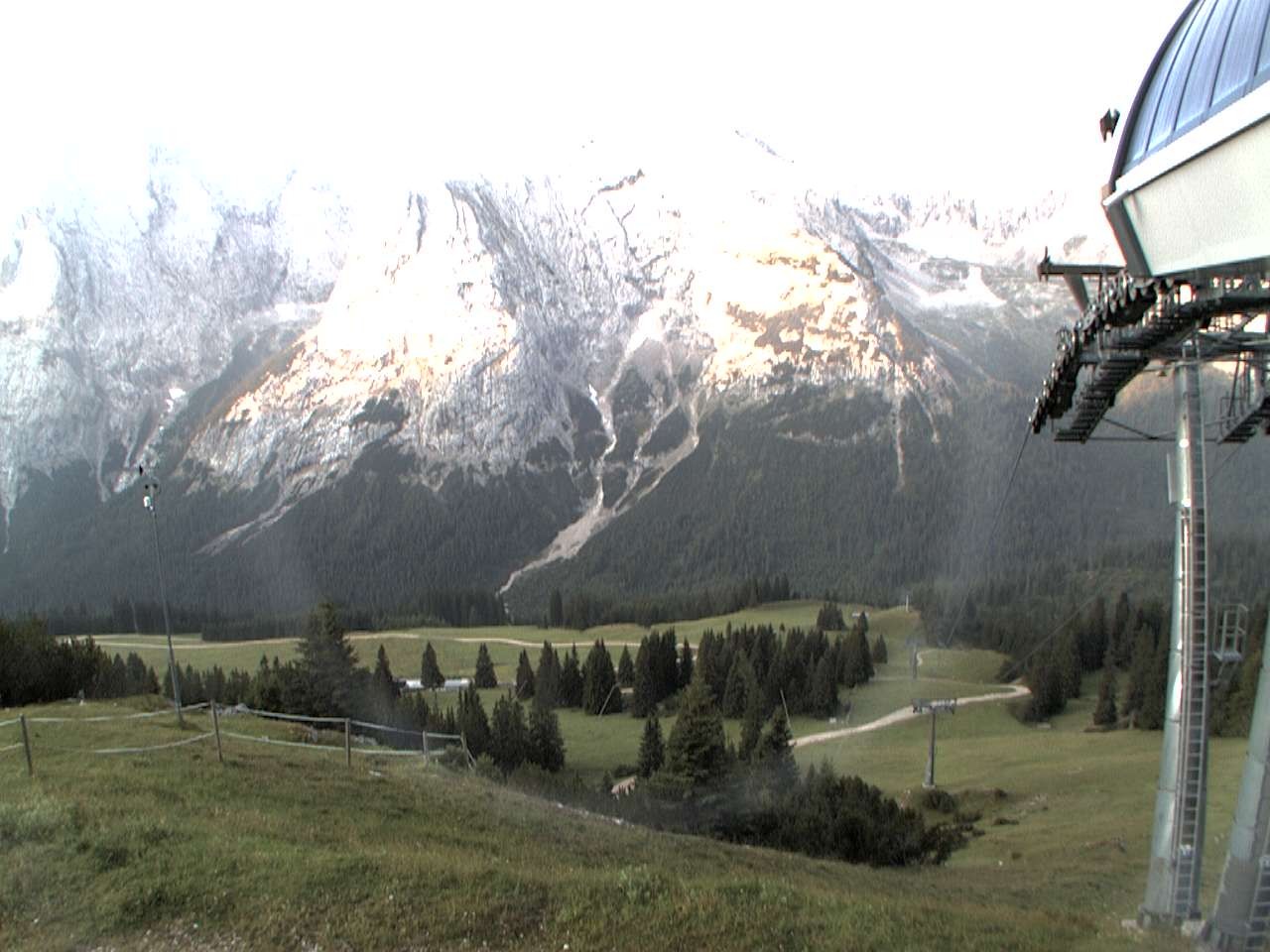 Archiv Foto Webcam Bergstation Sesselbahn Gaistal, Ehrwalder Alm
