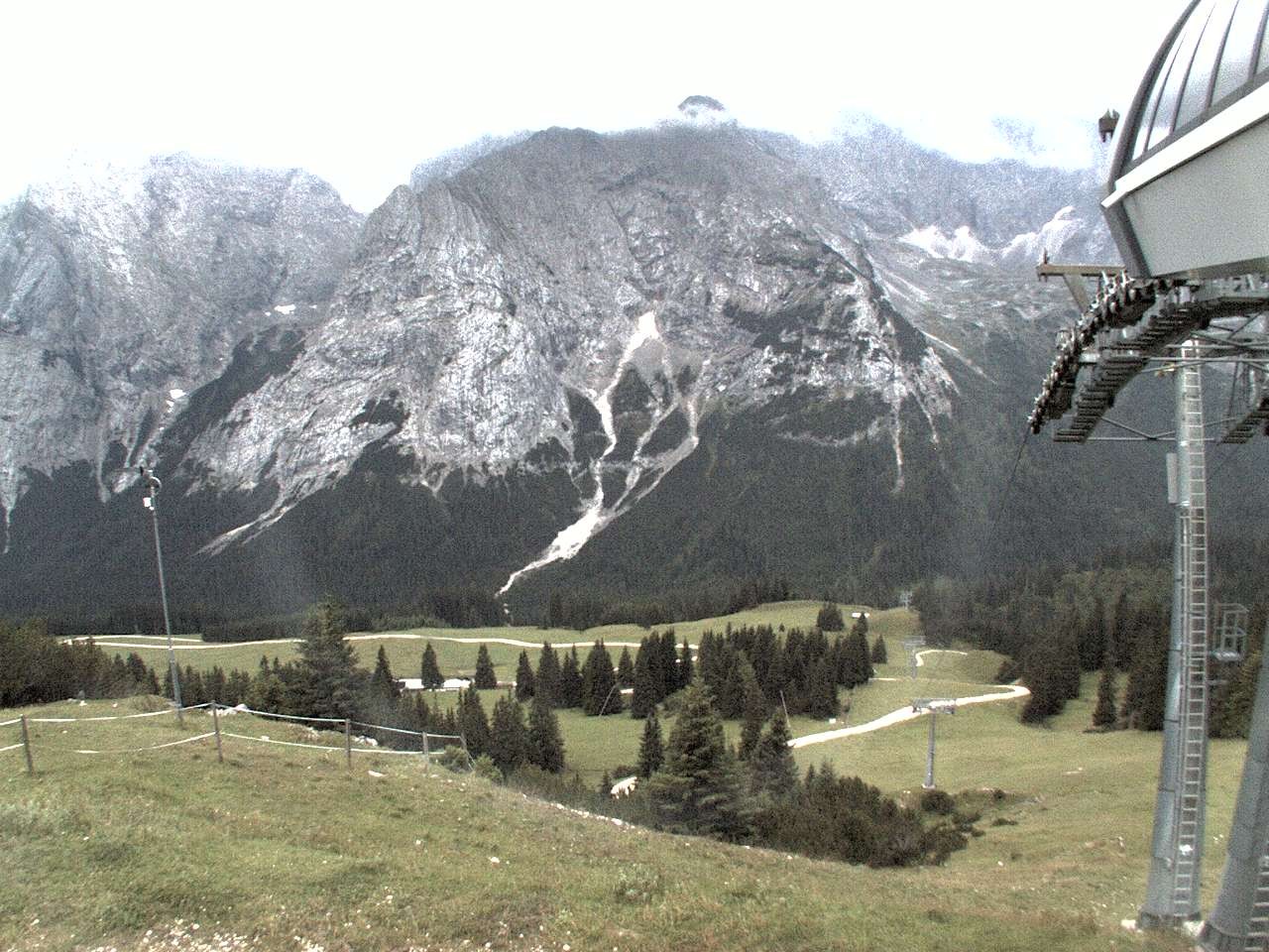 Archiv Foto Webcam Bergstation Sesselbahn Gaistal, Ehrwalder Alm