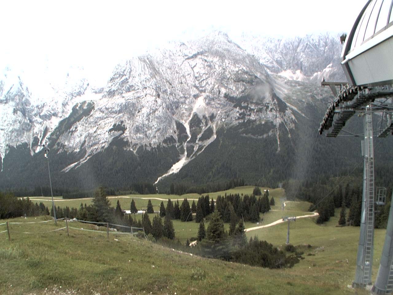 Archiv Foto Webcam Bergstation Sesselbahn Gaistal, Ehrwalder Alm