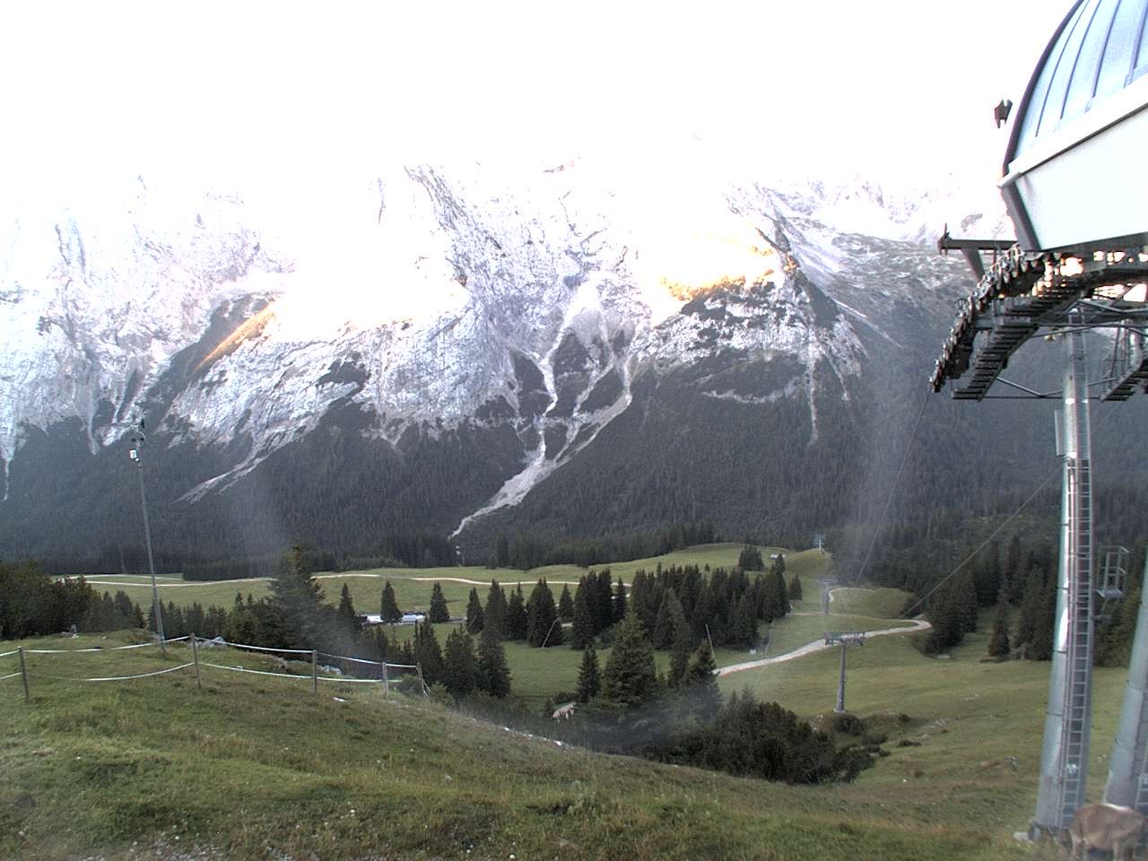 Archiv Foto Webcam Bergstation Sesselbahn Gaistal, Ehrwalder Alm