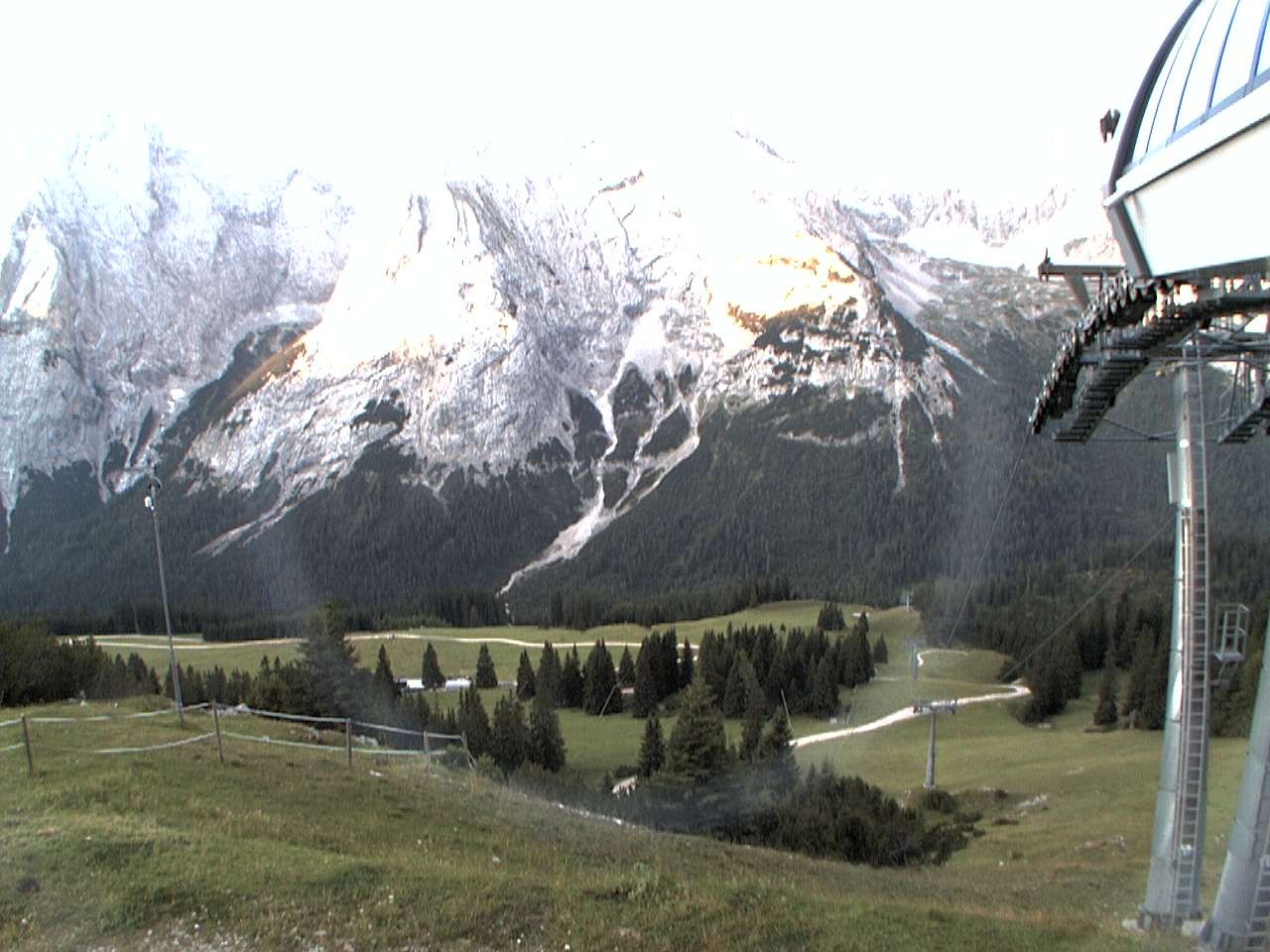 Archiv Foto Webcam Bergstation Sesselbahn Gaistal, Ehrwalder Alm